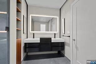 250 Henley Pl 210, Weehawken, NJ 07086 - Photo 21