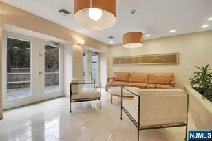 250 Henley Pl 210, Weehawken, NJ 07086 - Photo 41