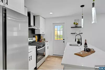 12 Lerome Place, Teaneck Township, NJ 07666 - Photo 15