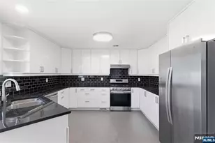 131 Haase Ave, Paramus, NJ 07652 - Photo 13