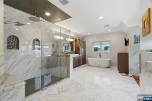 1077 Anderson, Fort Lee, NJ 07024 - Photo 33