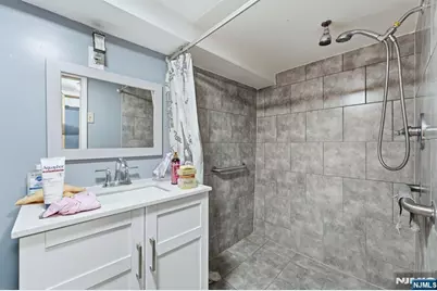 78 Devine Street, Newark, NJ 07106 - Photo 23