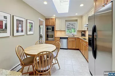 7 Southwood Drive, Parsippany, NJ 07950 - Photo 11