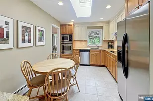 7 Southwood Dr, Parsippany, NJ 07950 - Photo 11