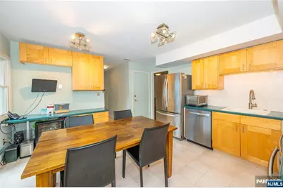 32 Natalie Drive, West Caldwell, NJ 07006 - Photo 11