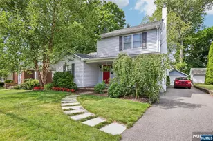 11 Woodward Ave, Bloomingdale, NJ 07403 - Photo 3