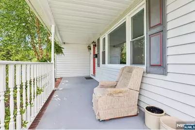 11 Woodward Avenue, Bloomingdale, NJ 07403 - Photo 5