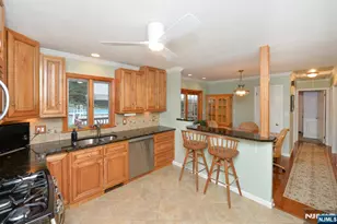 30 Knolls, Bloomingdale, NJ 07403 - Photo 3