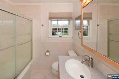 30 Knolls, Bloomingdale, NJ 07403 - Photo 11