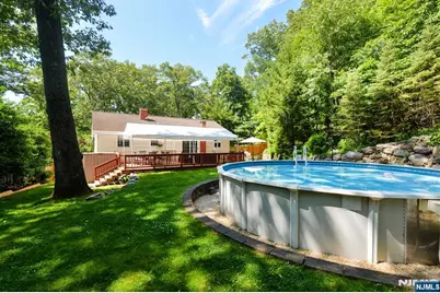 30 Knolls, Bloomingdale, NJ 07403 - Photo 23