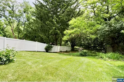 396 Burlington Road, Paramus, NJ 07652 - Photo 33
