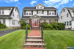 98 Maple St, Rutherford, NJ 07070 - Photo 3