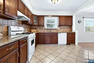 12 Stony Hill Rd, Clifton, NJ 07013 - Photo 5