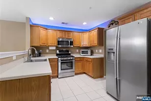 169 Vista Terrace, Pompton Lakes, NJ 07442 - Photo 13