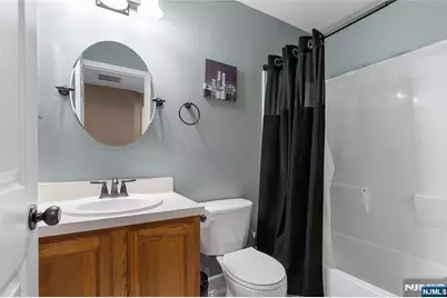 169 Vista Terrace, Pompton Lakes, NJ 07442 - Photo 27