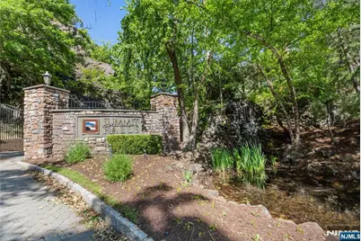 169 Vista Terrace, Pompton Lakes, NJ 07442 - Photo 1