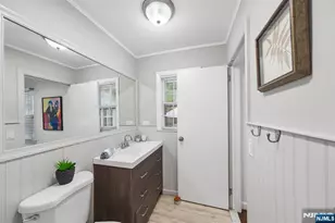 25 Grove St, Caldwell, NJ 07006 - Photo 19