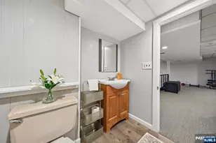 25 Grove St, Caldwell, NJ 07006 - Photo 29