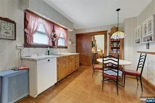 337 Corona Pl, Ridgewood, NJ 07450 - Photo 15