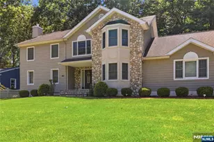 913 High Mountain Rd, North Haledon, NJ 07508 - Photo 3