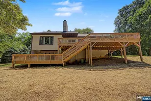 829 Ramapo Valley Rd, Oakland, NJ 07436 - Photo 3