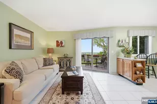 88 Metro Vista Dr, Hawthorne, NJ 07506 - Photo 19