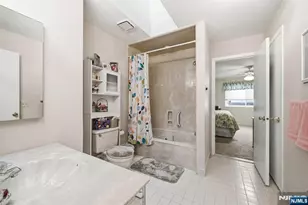 88 Metro Vista Dr, Hawthorne, NJ 07506 - Photo 31
