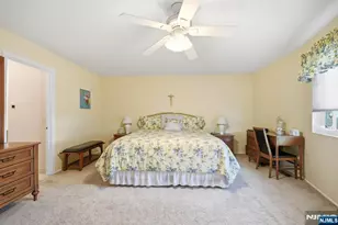 88 Metro Vista Dr, Hawthorne, NJ 07506 - Photo 27