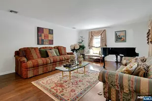 10 Moonshadow Ct, Kinnelon, NJ 07405 - Photo 11