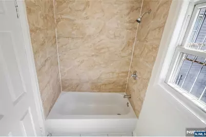 98 Devine Street, Newark, NJ 07106 - Photo 19