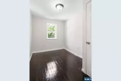 98 Devine Street, Newark, NJ 07106 - Photo 17