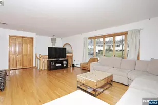 140 Prospect St, Hasbrouck Heights, NJ 07604 - Photo 5
