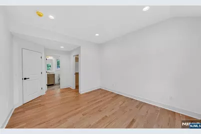 6 Short Hill Road, Clifton, NJ 07012 - Photo 21