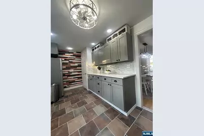 47 Stanley Avenue, Nutley, NJ 07110 - Photo 13