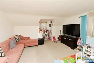 54 Ave B, Lodi, NJ 07644 - Photo 13