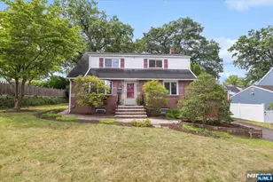 346 E Woodland Rd, New Milford, NJ 07646 - Photo 3