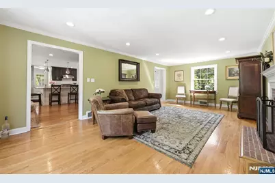 62 Fells Road, Verona, NJ 07044 - Photo 7