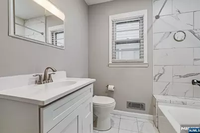 75 Fichter Street, Bloomingdale, NJ 07403 - Photo 17