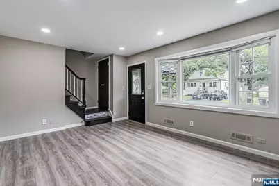 75 Fichter Street, Bloomingdale, NJ 07403 - Photo 5