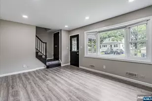 75 Fichter St, Bloomingdale, NJ 07403 - Photo 5