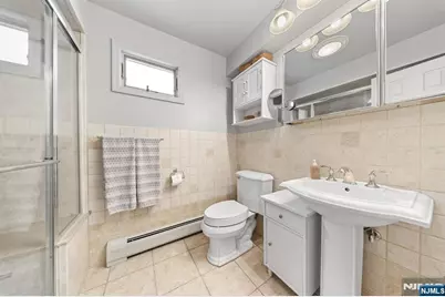 72 Robertson Avenue, Hawthorne, NJ 07506 - Photo 21