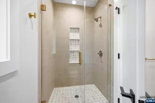 20 Hampton Terrace, Livingston, NJ 07039 - Photo 43