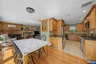 29 Minnehaha Blvd, Oakland, NJ 07436 - Photo 9