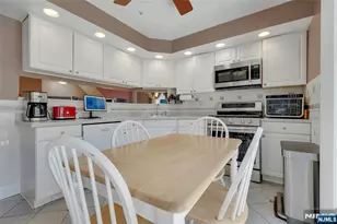 72 Marrow Street 3101, Newark, NJ 07103 - Photo 9