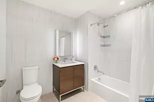 1000 Maxwell Ln 10E, Hoboken, NJ 07030 - Photo 15