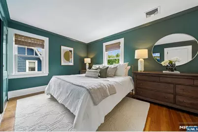 20 Euclid Place, Montclair, NJ 07042 - Photo 15