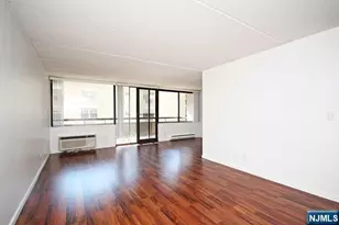 555 Gorge Road 3B, Cliffside Park, NJ 07010 - Photo 5