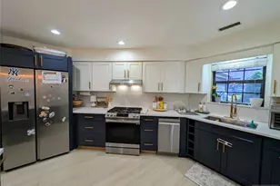 20 Quincy Ln C, West Milford, NJ 07480 - Photo 3