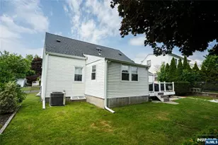 52 Knollwood Terrace, Clifton, NJ 07012 - Photo 29