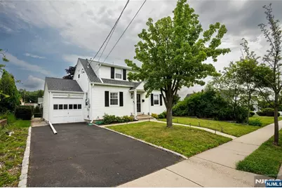 52 Knollwood Terrace, Clifton, NJ 07012 - Photo 27